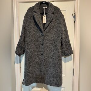 In Loom women’s coat size Medium